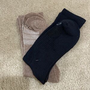 Clarks  Men's Black and Tan Socks